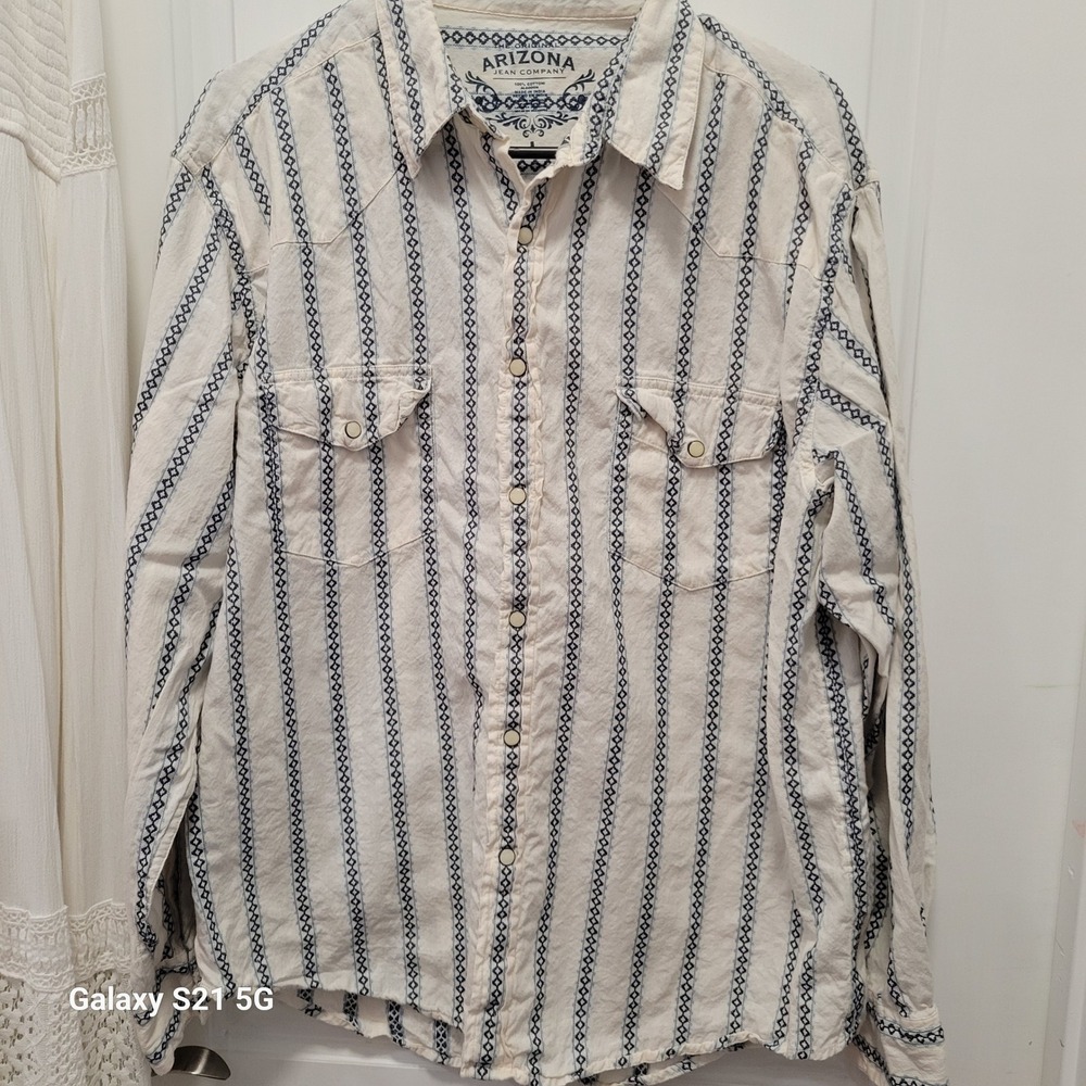 Arizona Jean Company Mens Western Pearl Snap Shirt Cream Blue Geometric Stripe L